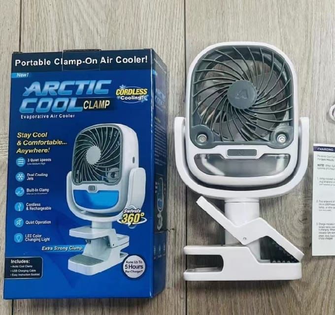 Mini ventilador portátil con gancho y vaporizador