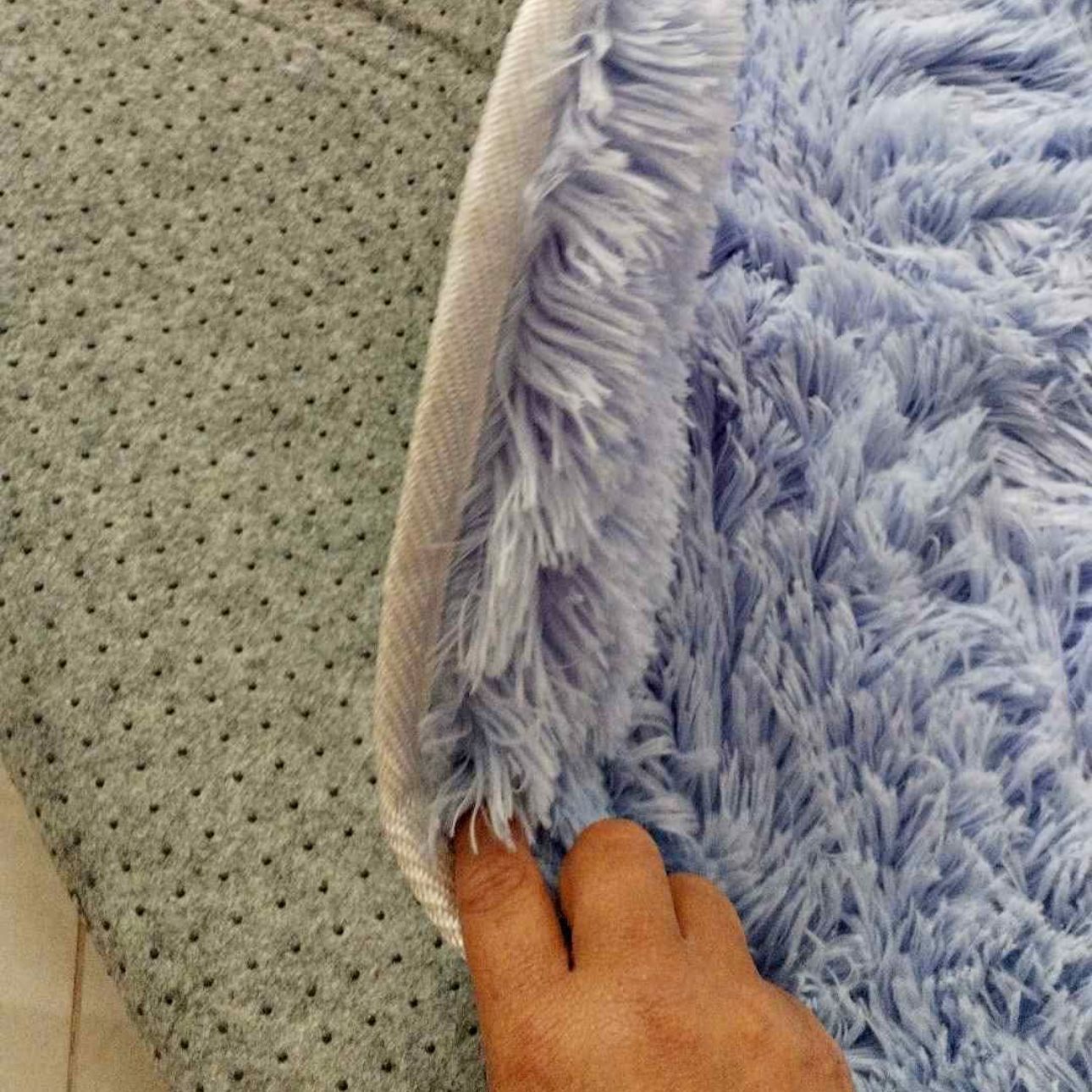 Alfombra antideslizante tipo peluche 140x200 decoración