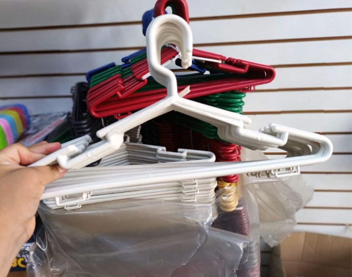 COLGADOR DE ROPA SETX12 NACIONAL