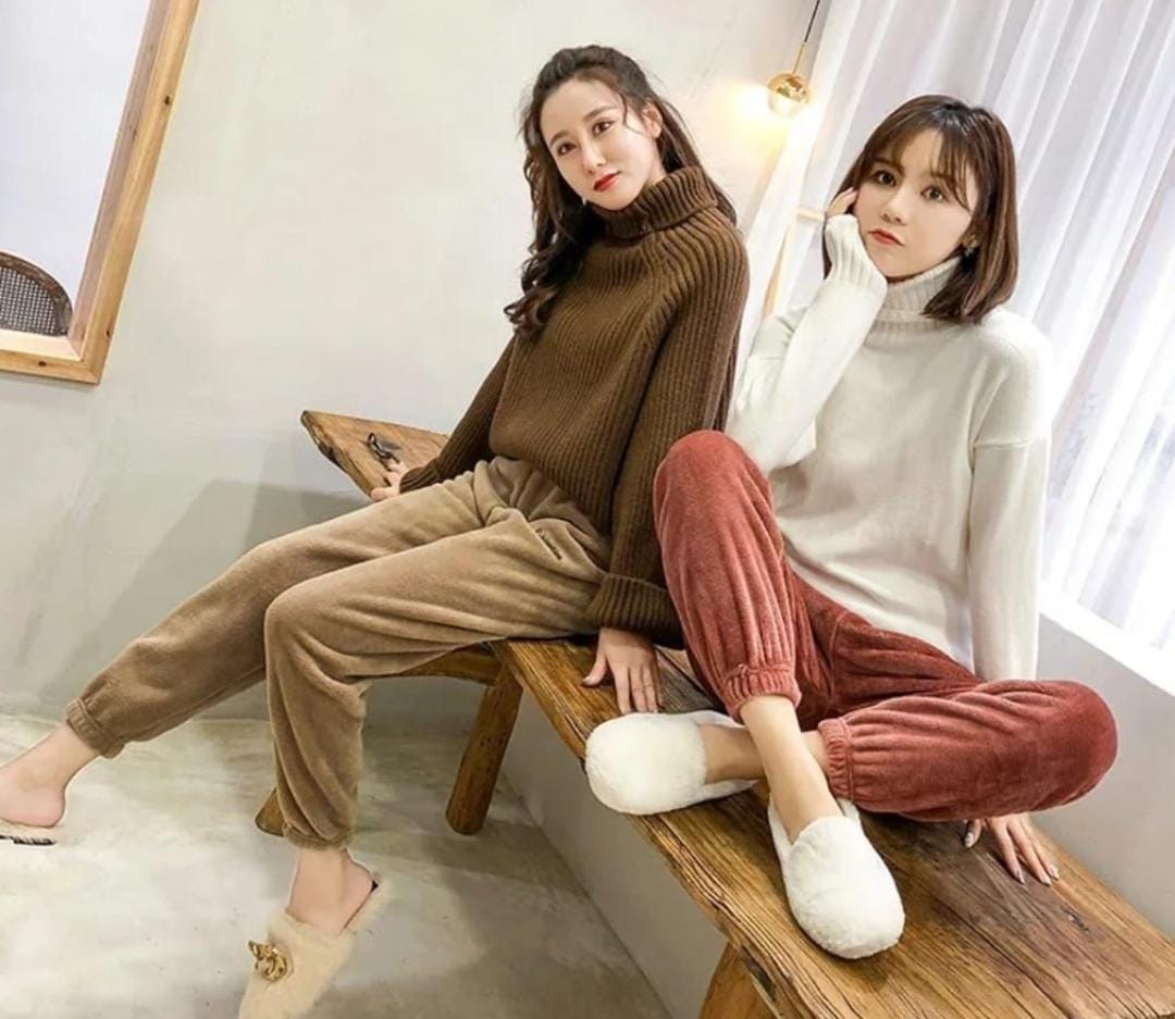 Pantalon tipo jogger plush piel de conejo importado