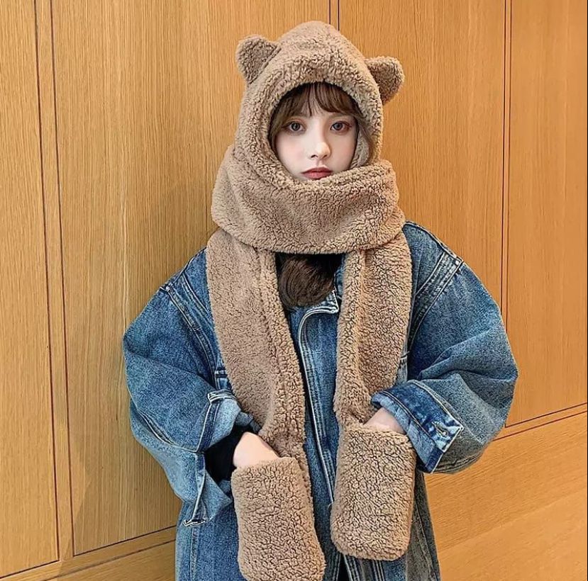 Gorro con orejas bufanda y guantes 3 en 1