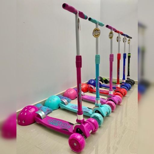 Scooter juvenil maxi oka con casco y rodilleras MO-527