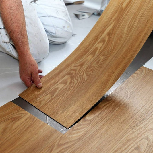 PISO AUTOADHESIVO PVC 91.4x 15.2m  Cubrimiento: 5m2 (36 láminas) CAJON