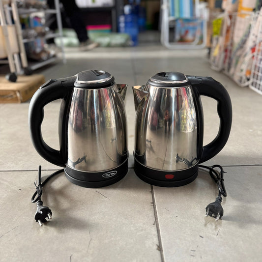 HERVIDOR ELÉCTRICO 2 LITROS DD-DOU-88 MATERIAL METAL