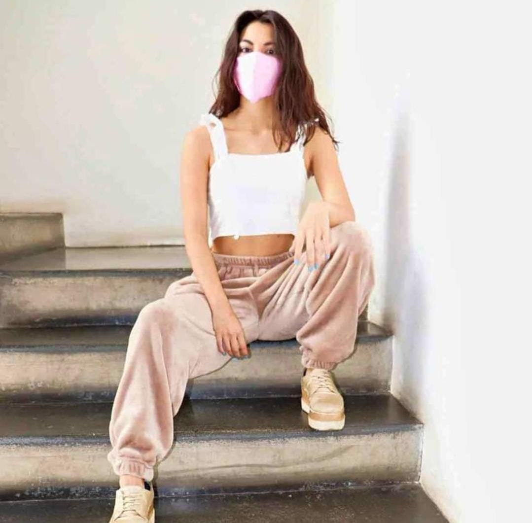 Pantalon tipo jogger plush piel de conejo importado