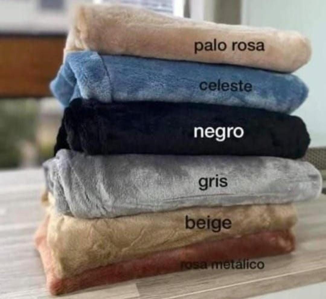 Pantalon tipo jogger plush piel de conejo importado